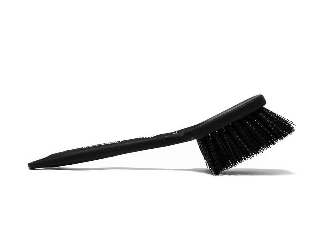 ESCOVA MUC-OFF PARA LIMPEZA DE PNEU E CASSETE